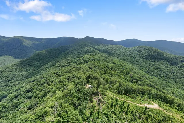 $950,000 | 1 Lories Mtn Drive, Hayesville, NC 28904