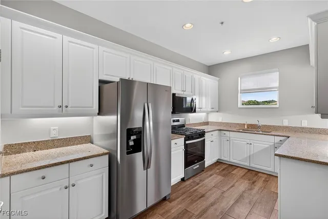 $214,999 | 3231 Cottonwood Bend, Unit 303, Fort Myers, FL 33905