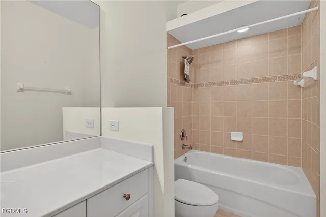 $214,999 | 3231 Cottonwood Bend, Unit 303, Fort Myers, FL 33905