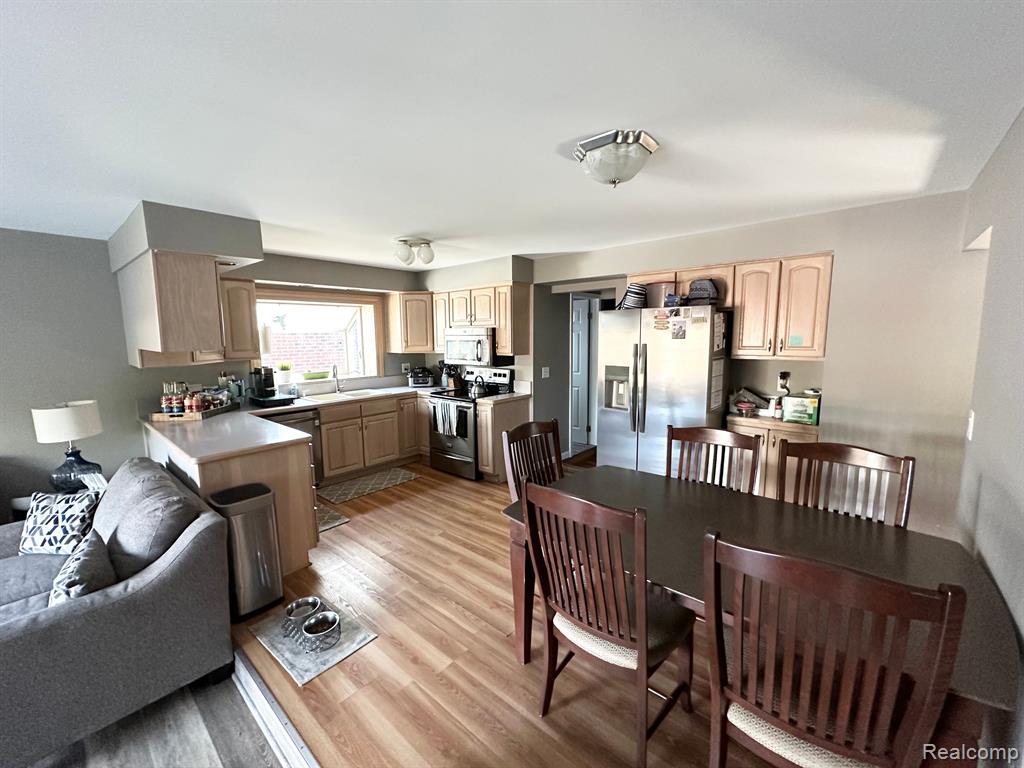 6700 Woonsocket Street Canton, MI 48187 - Photo 6 of 26