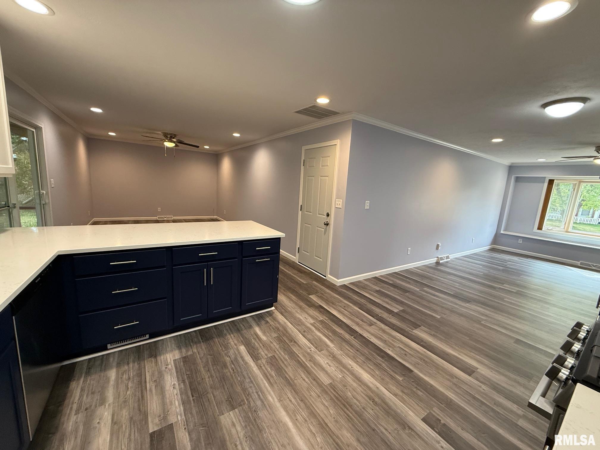 51 Mesa Road Springfield, IL 62702 - Photo 9 of 30