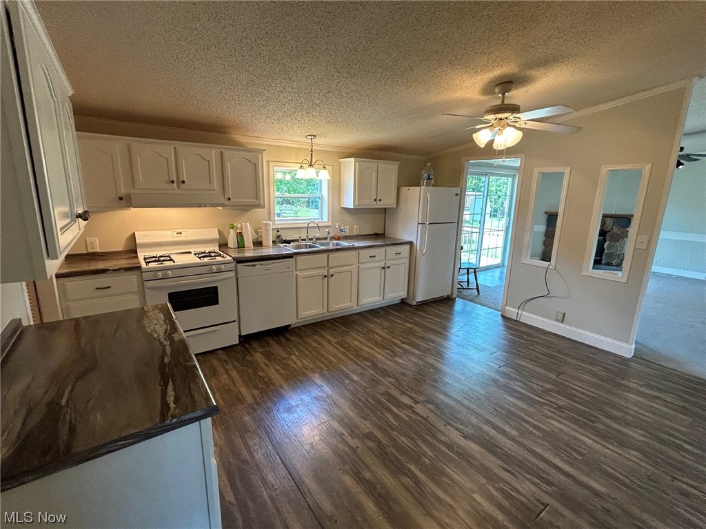 19 Anderson Road Fleming, OH 45729 - Photo 13 of 30 Eat-in Kitchen