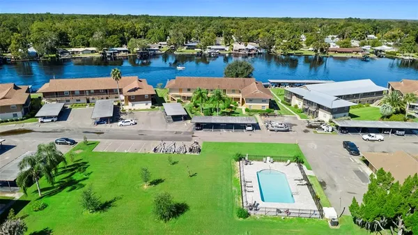 $279,000 | 1640 Juno Trail, Unit 202D, Astor, FL 32102
