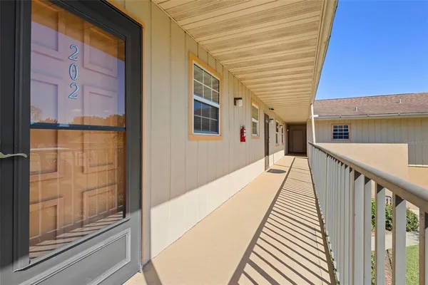 $279,000 | 1640 Juno Trail, Unit 202D, Astor, FL 32102