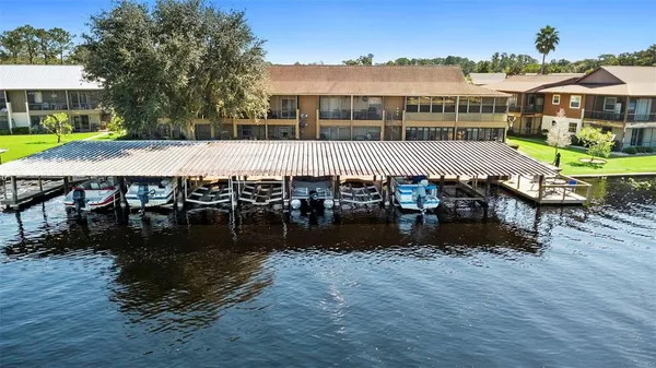 $279,000 | 1640 Juno Trail, Unit 202D, Astor, FL 32102