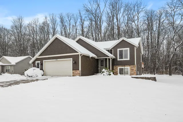 $350,000 | 518 Foxmoor Drive, Plainwell, MI 49080
