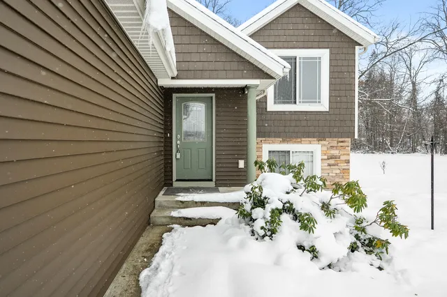 $350,000 | 518 Foxmoor Drive, Plainwell, MI 49080