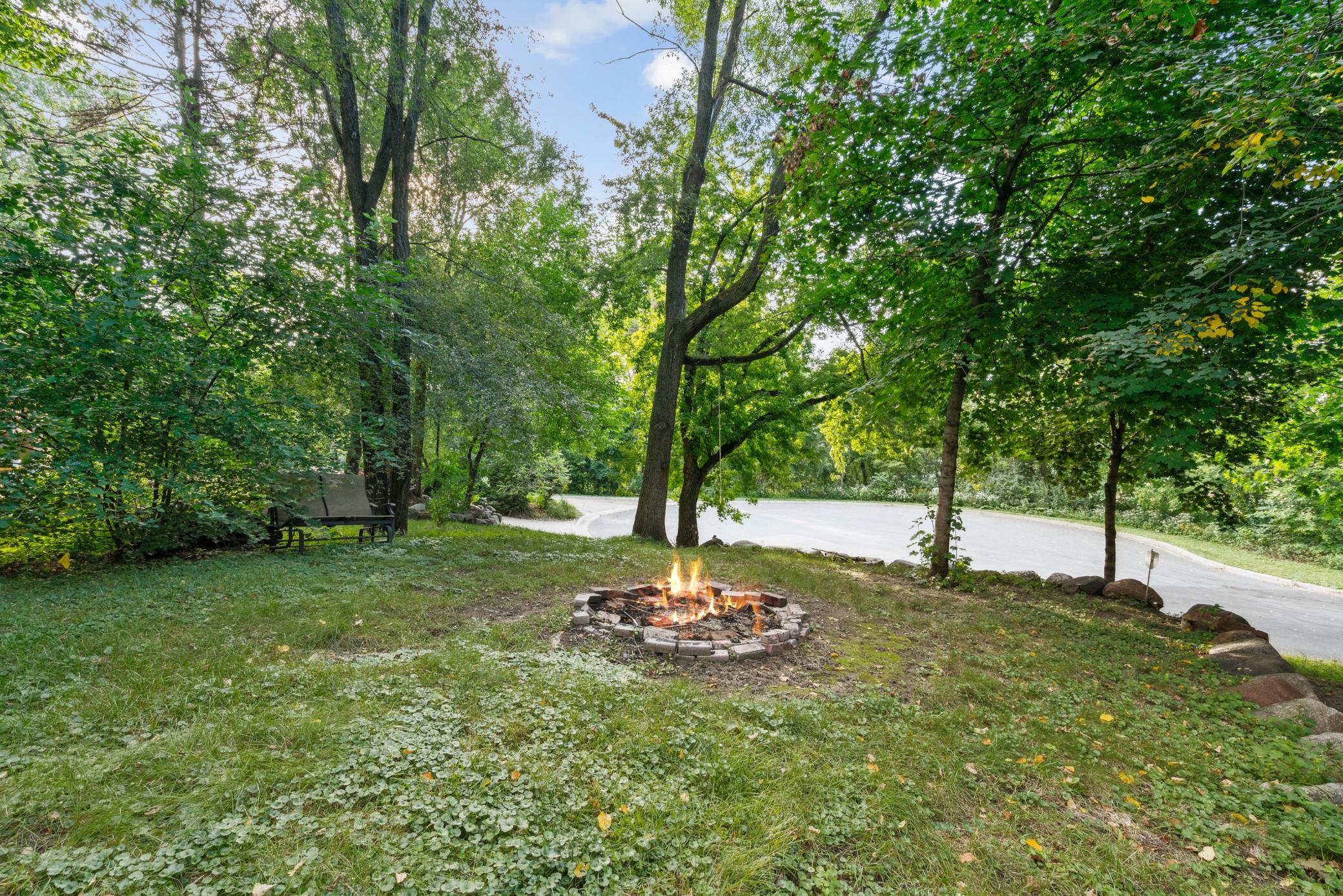 11649 Palmer Road Bloomington, MN 55437 - Photo 20 of 29