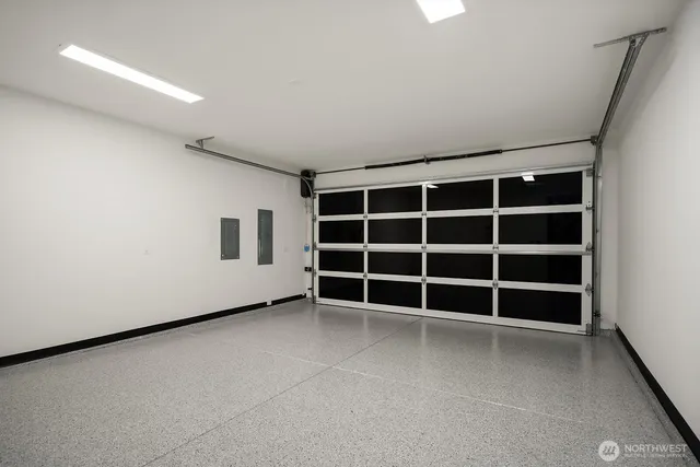 a view of an empty room with a empty space