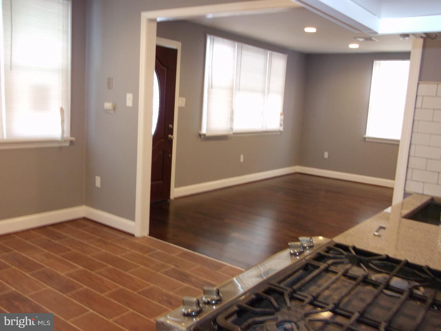 904 Ripley Street Philadelphia, PA 19111 - Photo 1 of 23 Gallery Image 1