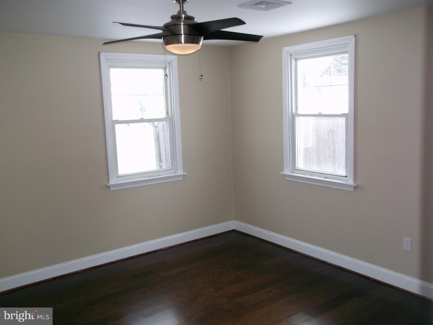 904 Ripley Street Philadelphia, PA 19111 - Photo 12 of 23 Gallery Image 12