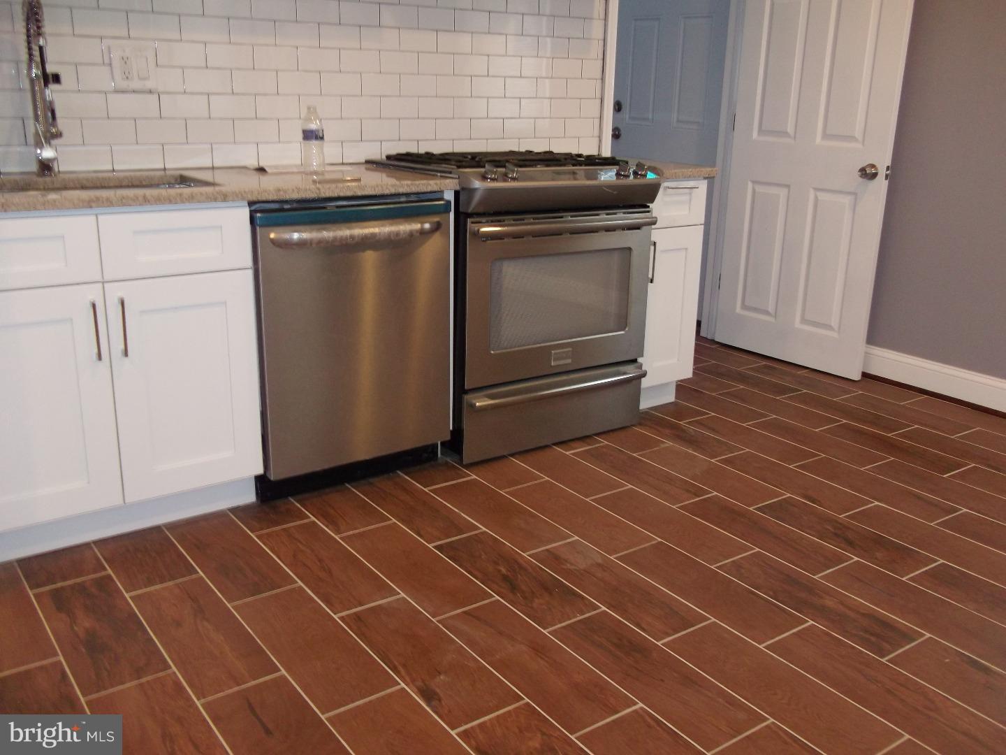 904 Ripley Street Philadelphia, PA 19111 - Photo 7 of 23 Gallery Image 7