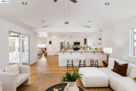 $1,199,998 | 7434 Larkdale Avenue, Dublin, CA 94568