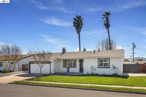 $1,199,998 | 7434 Larkdale Avenue, Dublin, CA 94568