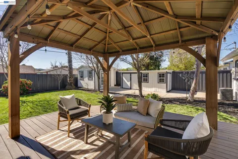 $1,199,998 | 7434 Larkdale Avenue, Dublin, CA 94568
