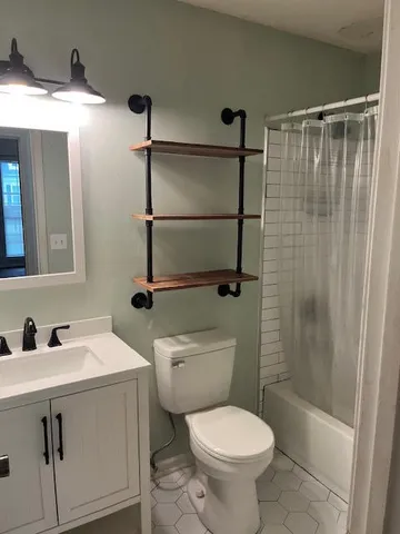 $279,900 | 209 Salterton Street, Summerville, SC 29485