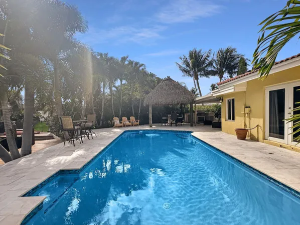 $9,000 | 280 Southeast 3rd Avenue, Pompano Beach, FL 33060