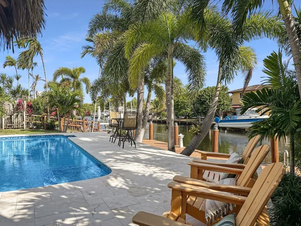 $9,000 | 280 Southeast 3rd Avenue, Pompano Beach, FL 33060