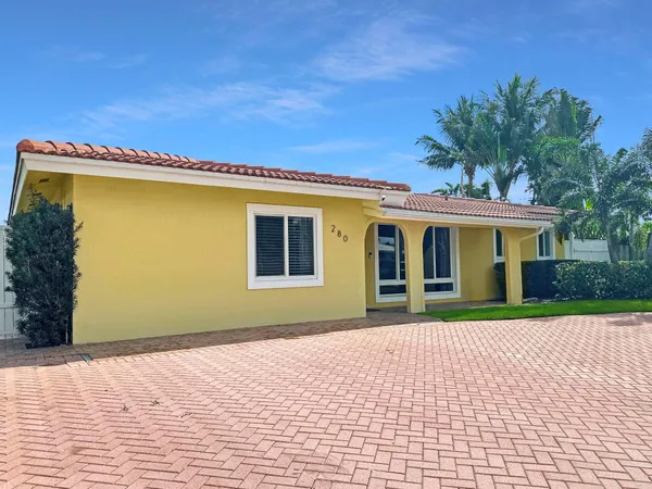 $9,000 | 280 Southeast 3rd Avenue, Pompano Beach, FL 33060