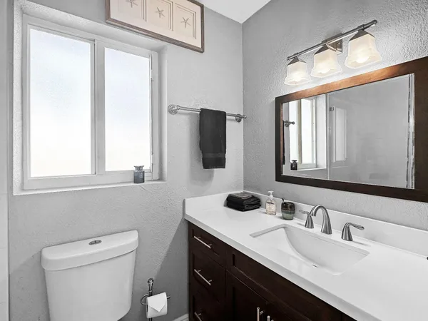 $9,000 | 280 Southeast 3rd Avenue, Pompano Beach, FL 33060