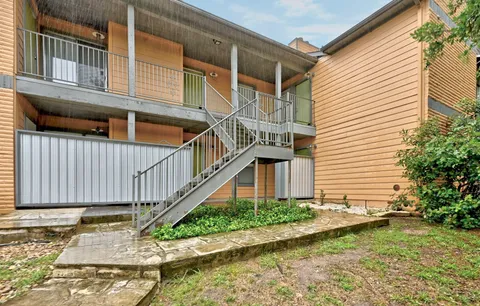 $1,550 | 3204 Menchaca Road, Unit 615, Austin, TX 78704