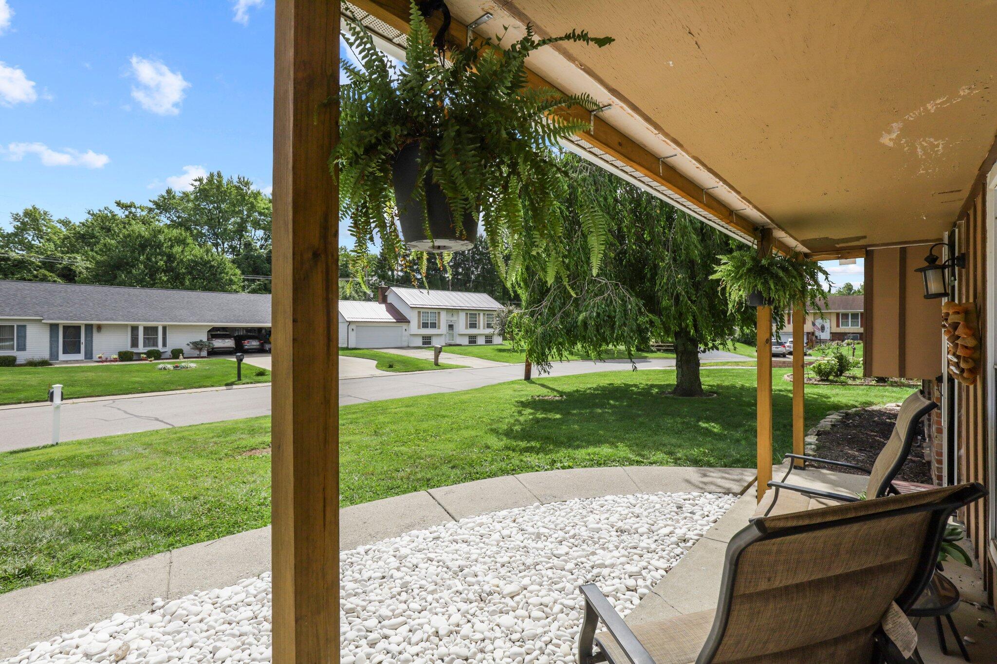 130 Rae Court Heath, OH 43056 - Photo 2 of 48 42-web-or-mls-IMG_1060