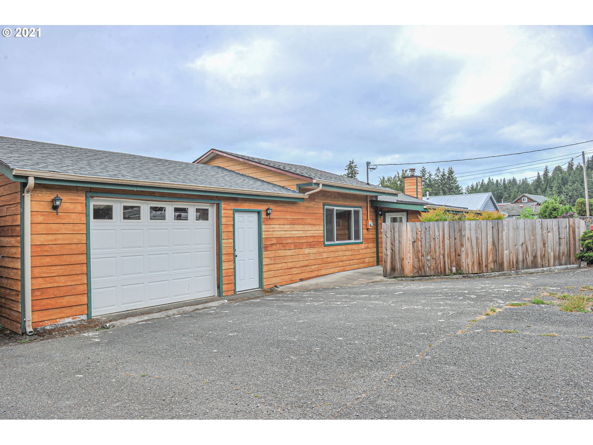 514 25th Street Myrtle Point, OR 97458 - Photo 1 of 30 Gallery Image 1