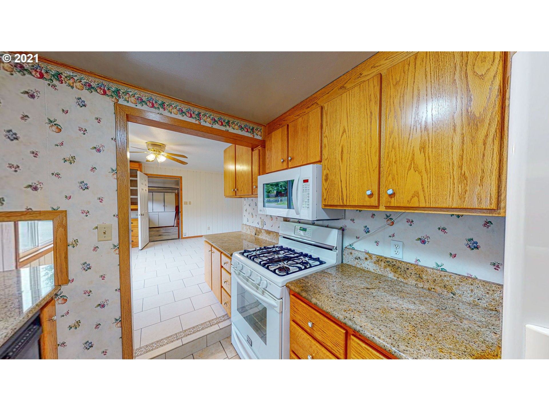 514 25th Street Myrtle Point, OR 97458 - Photo 11 of 30 Gallery Image 11