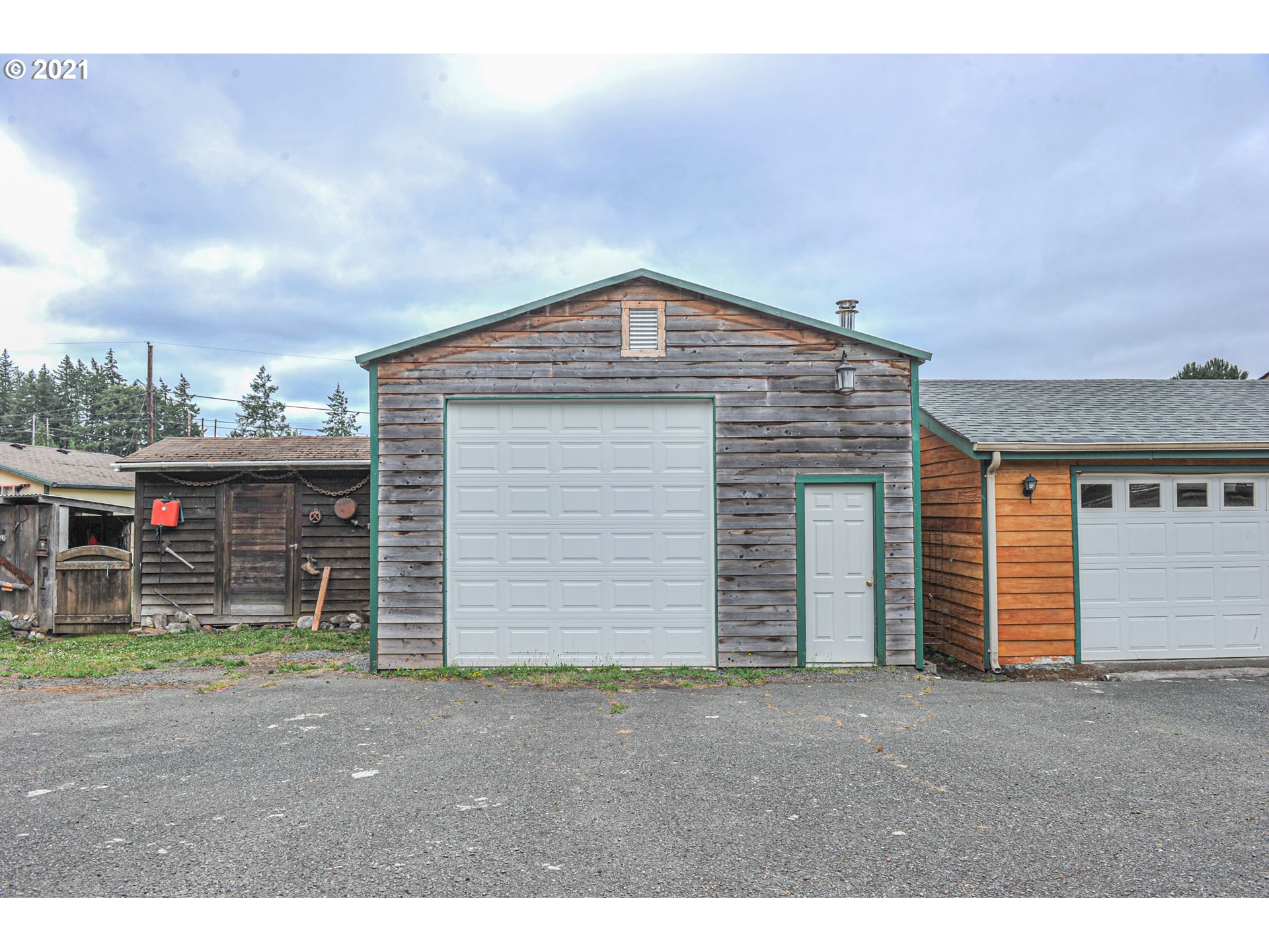 514 25th Street Myrtle Point, OR 97458 - Photo 24 of 30 Gallery Image 24