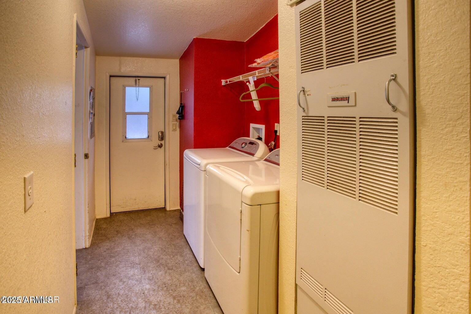 241 Timber Ridge Loop Show Low, AZ 85901 - Photo 14 of 24 20250705185155854214000000-o