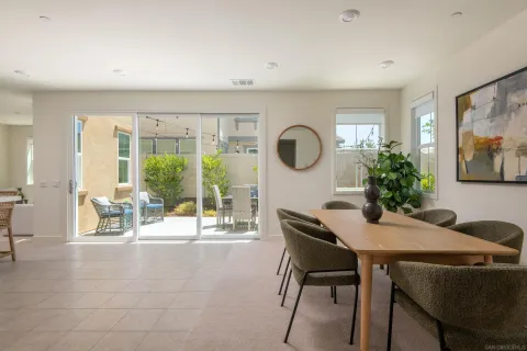 $1,595,000 | 1860 Artemisia Court, Carlsbad, CA 92011