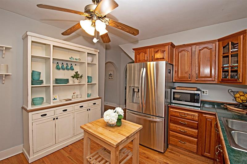 109 East Waldheim Road Pittsburgh, PA 15215 - Photo 3 of 20 Gallery Image 3