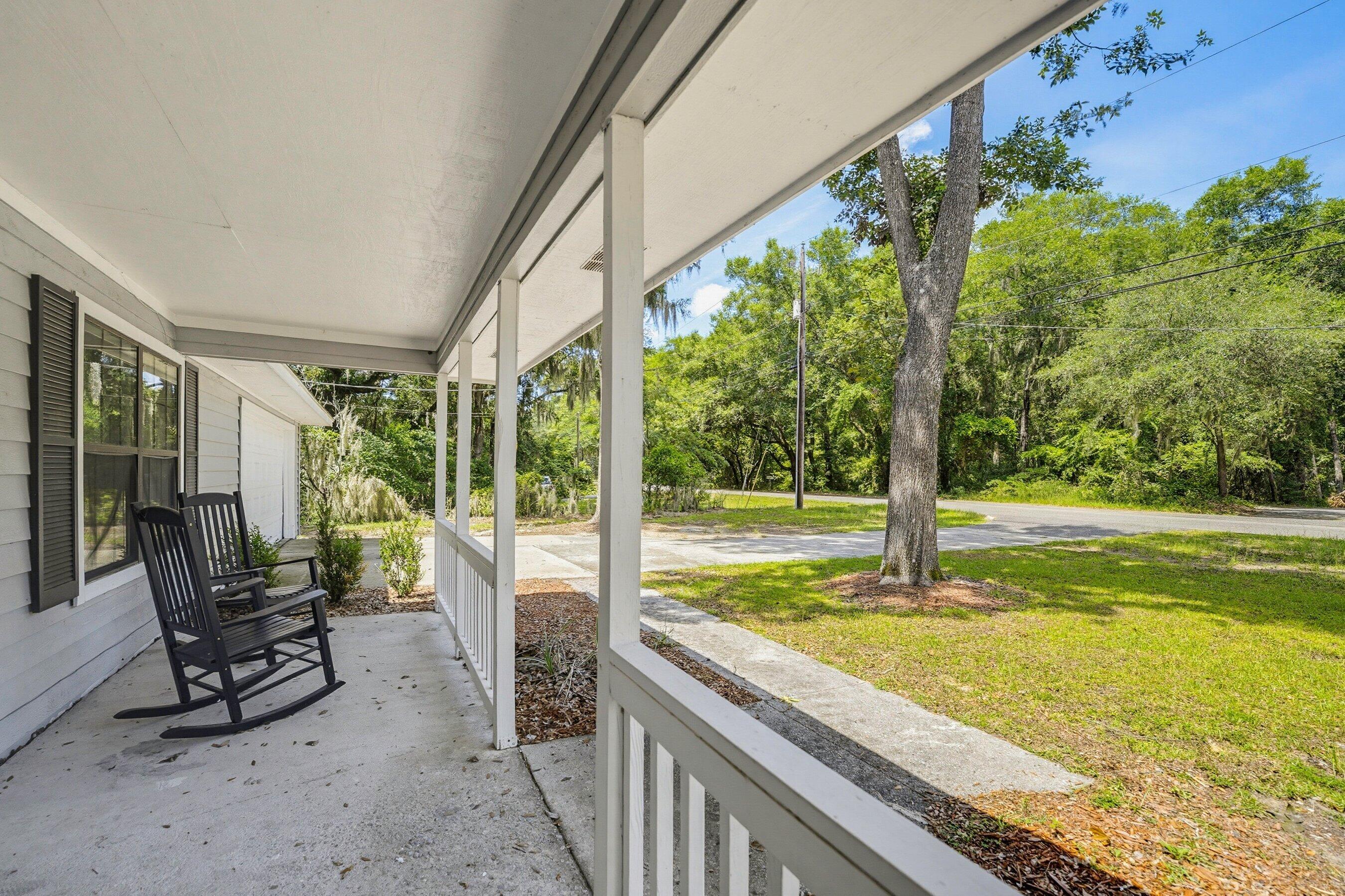 16 Wiggins Road Beaufort, SC 29907 - Photo 22 of 26 Patio