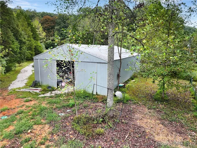 $325,000 | 6653 Lincoln Springs Road Northwest, Depauw, IN 47115