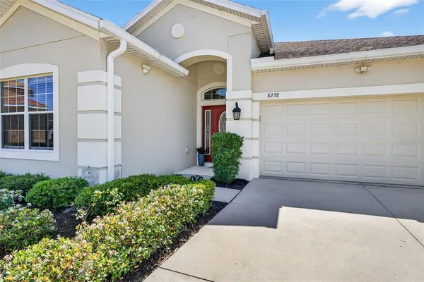 $450,000 | 8238 Willow Beach Drive, Riverview, FL 33578