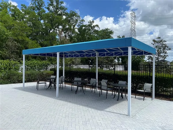 $450,000 | 8238 Willow Beach Drive, Riverview, FL 33578