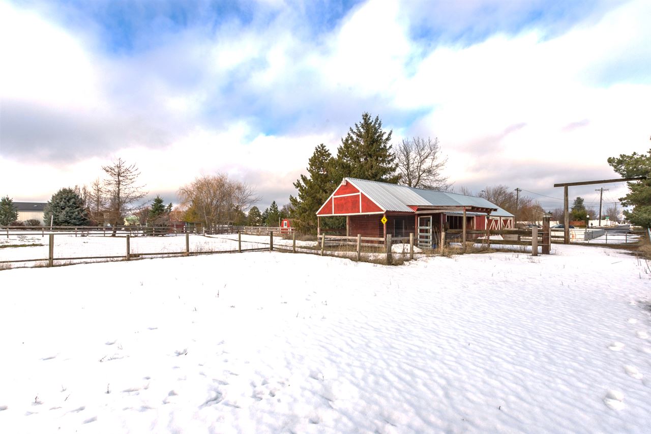 3705 West Strong Road Spokane, WA 99208 - Photo 15 of 18 Gallery Image 15