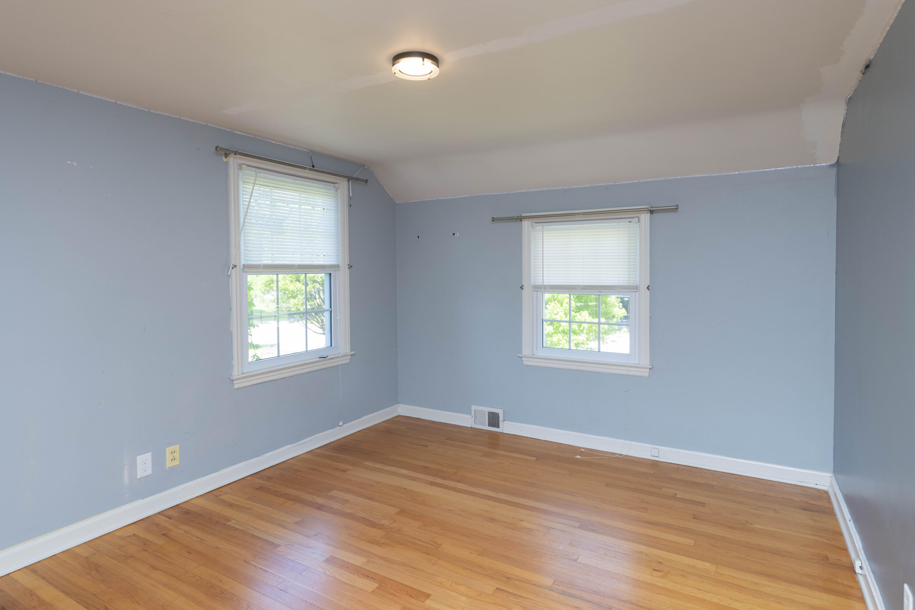1830 Banbury Road Kalamazoo, MI 49001 - Photo 25 of 38 1830_Banbury_36