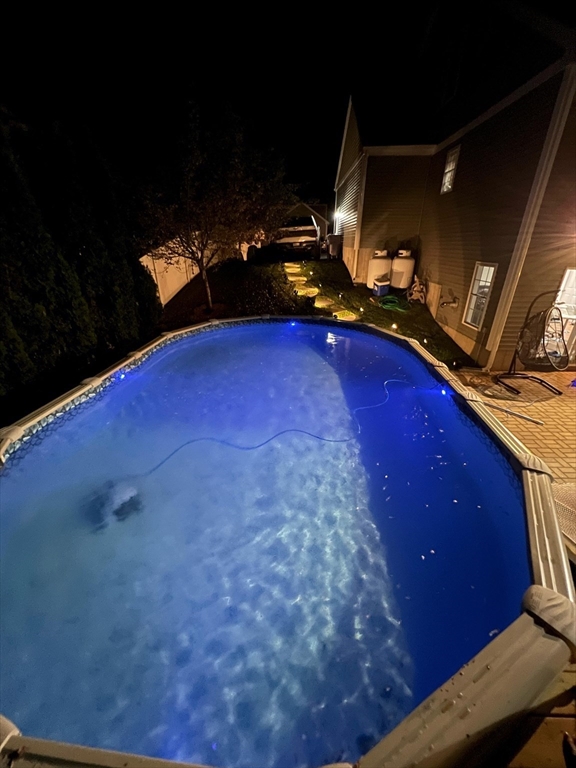 57 Partridge Hill Road Sutton, MA 01590 - Photo 30 of 40 a backyard of a house