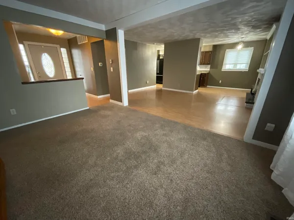 $229,900 | 405 Morton Lane, Ossian, IN 46777