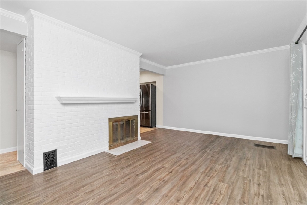 36 Porter Road Natick, MA 01760 - Photo 3 of 39 Gallery Image 3