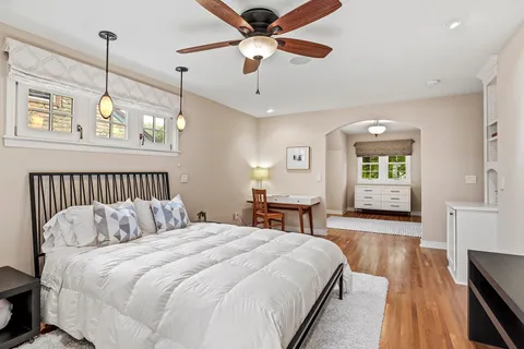 $725,000 | 1843 West Highland Parkway, St. Paul, MN 55116
