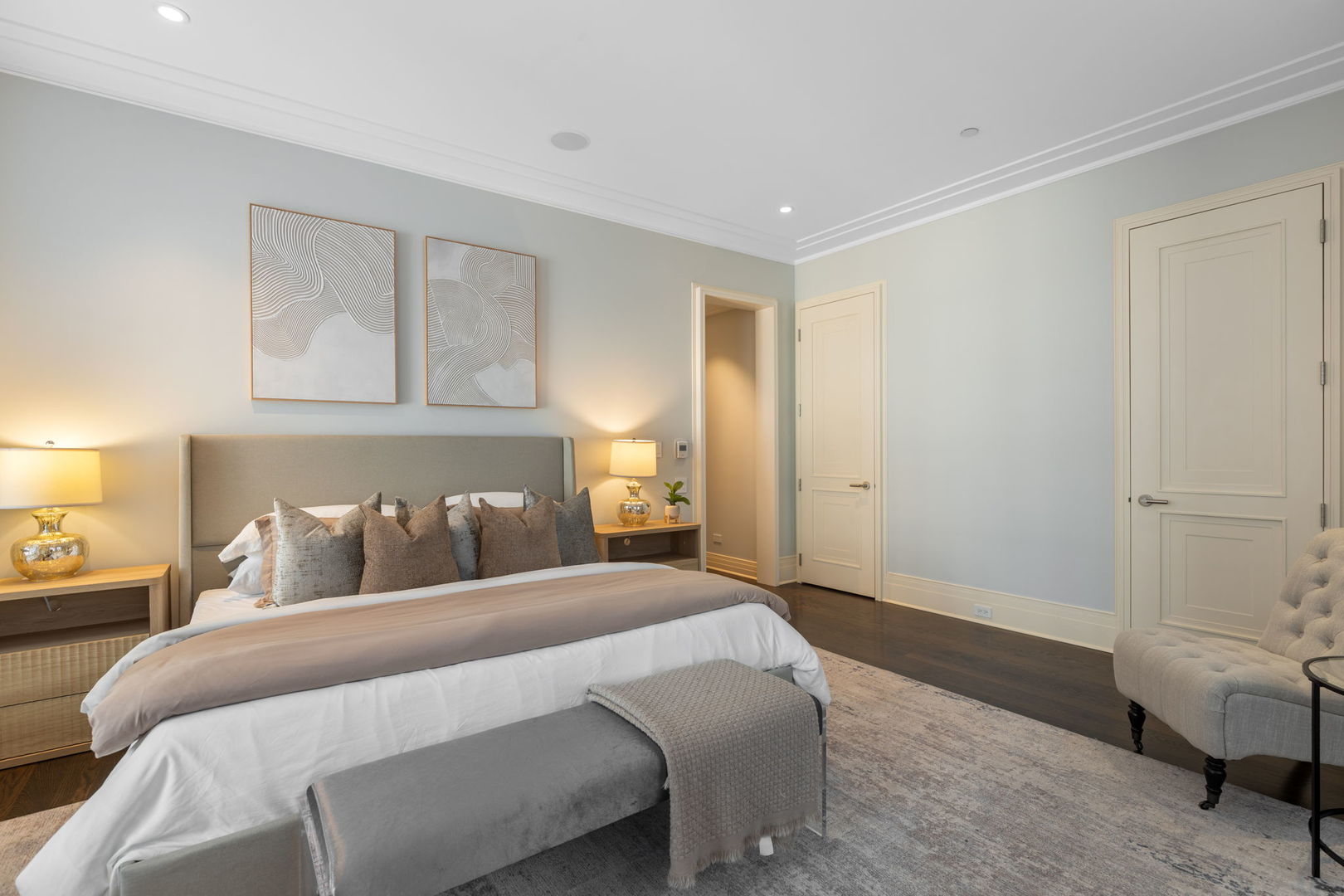 159 East Walton Place, Unit 9E Chicago, IL 60611 - Photo 19 of 32