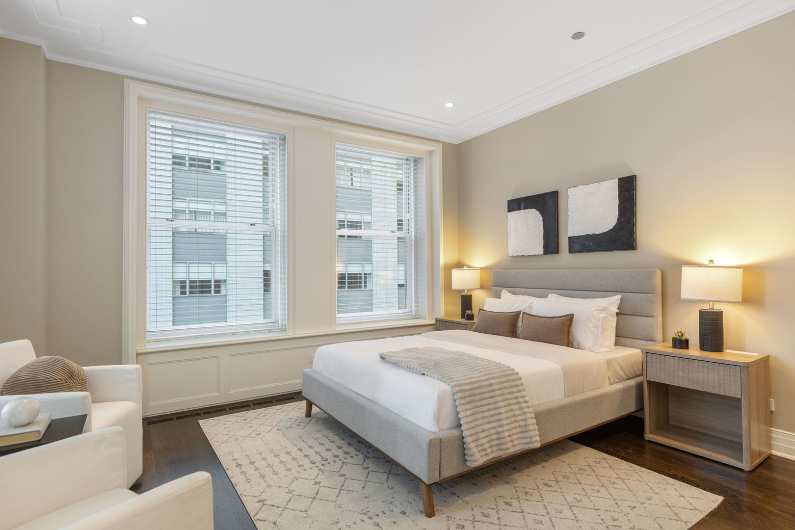 159 East Walton Place, Unit 9E Chicago, IL 60611 - Photo 24 of 32