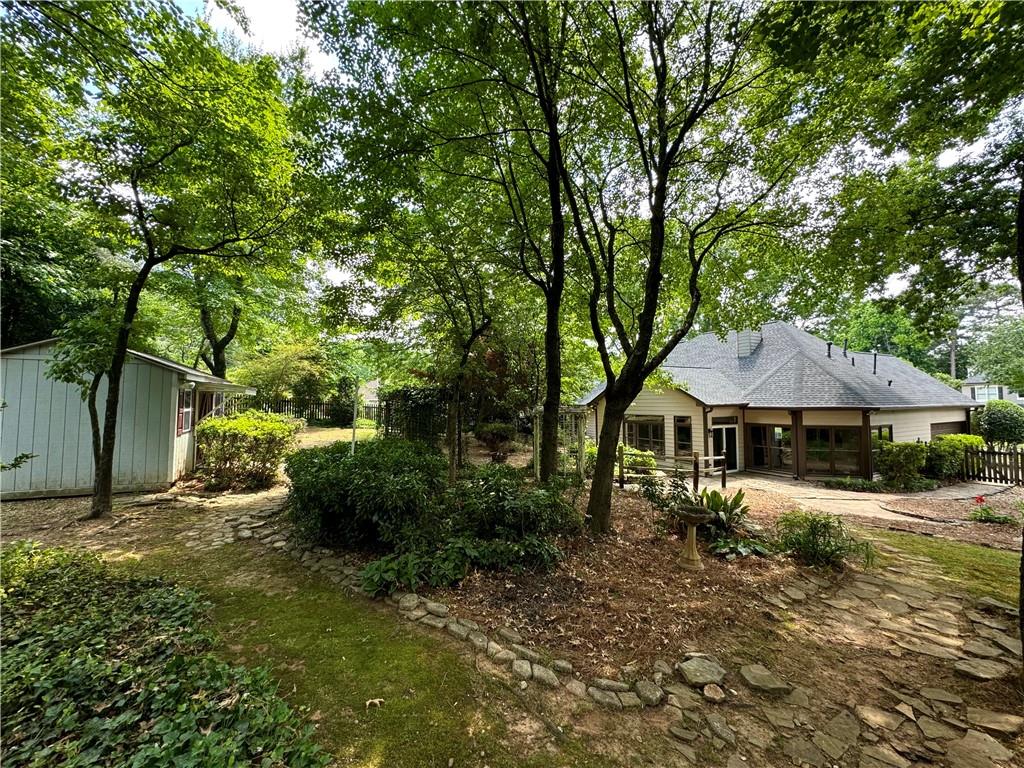 1565 Victoria Walk Cumming, GA 30041 - Photo 27 of 32