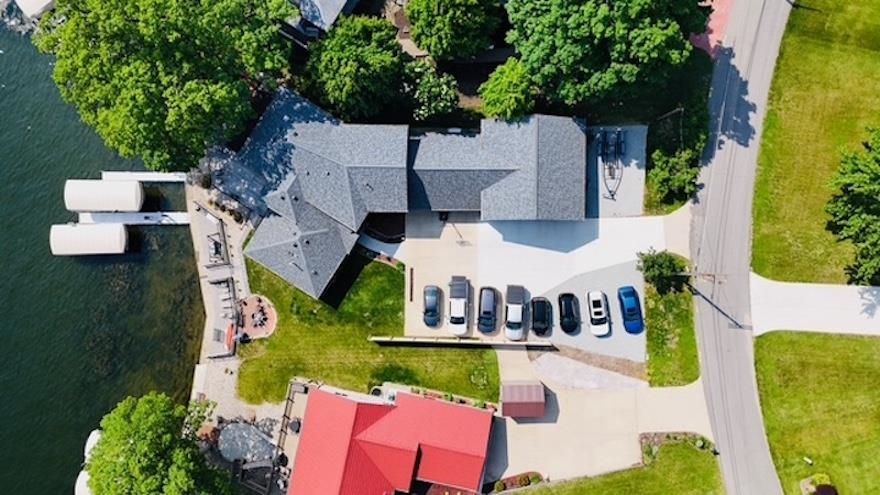 690 Spring Beach Road Rome City, IN 46784 - Photo 3 of 34