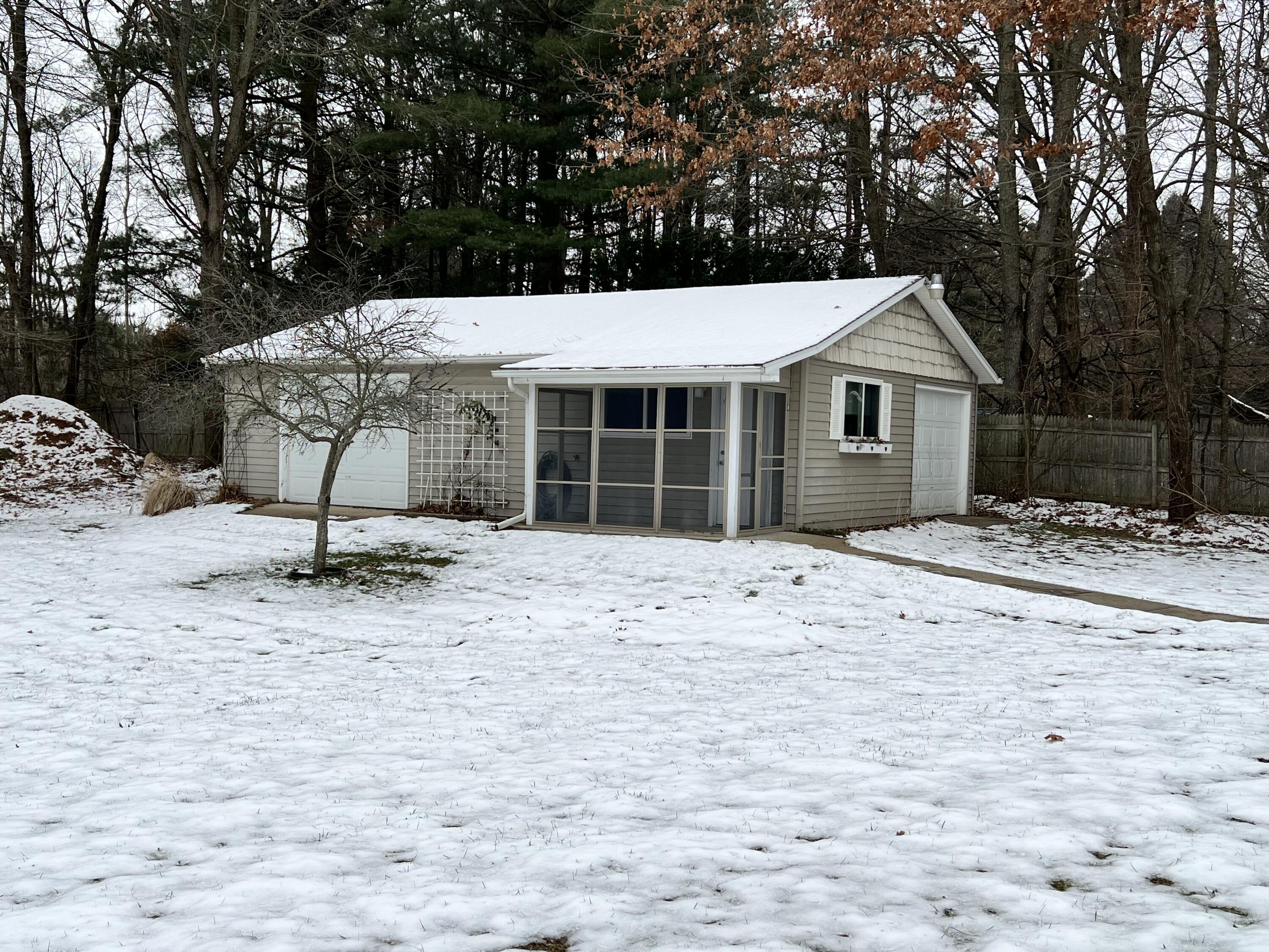 5264 Hoag Road Battle Creek, MI 49015 - Photo 20 of 23 5264 Hoag 1