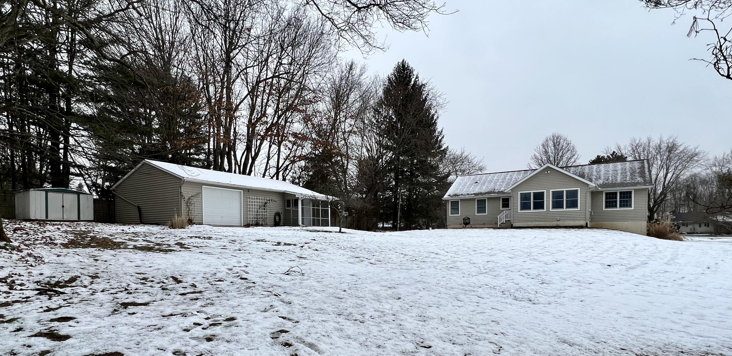 5264 Hoag Road Battle Creek, MI 49015 - Photo 4 of 23 5264 Hoag 2