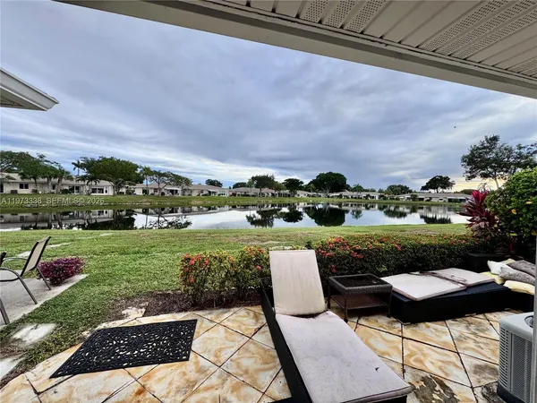 $1,950 | 8838 Bella Vista Drive, Boca Raton, FL 33433