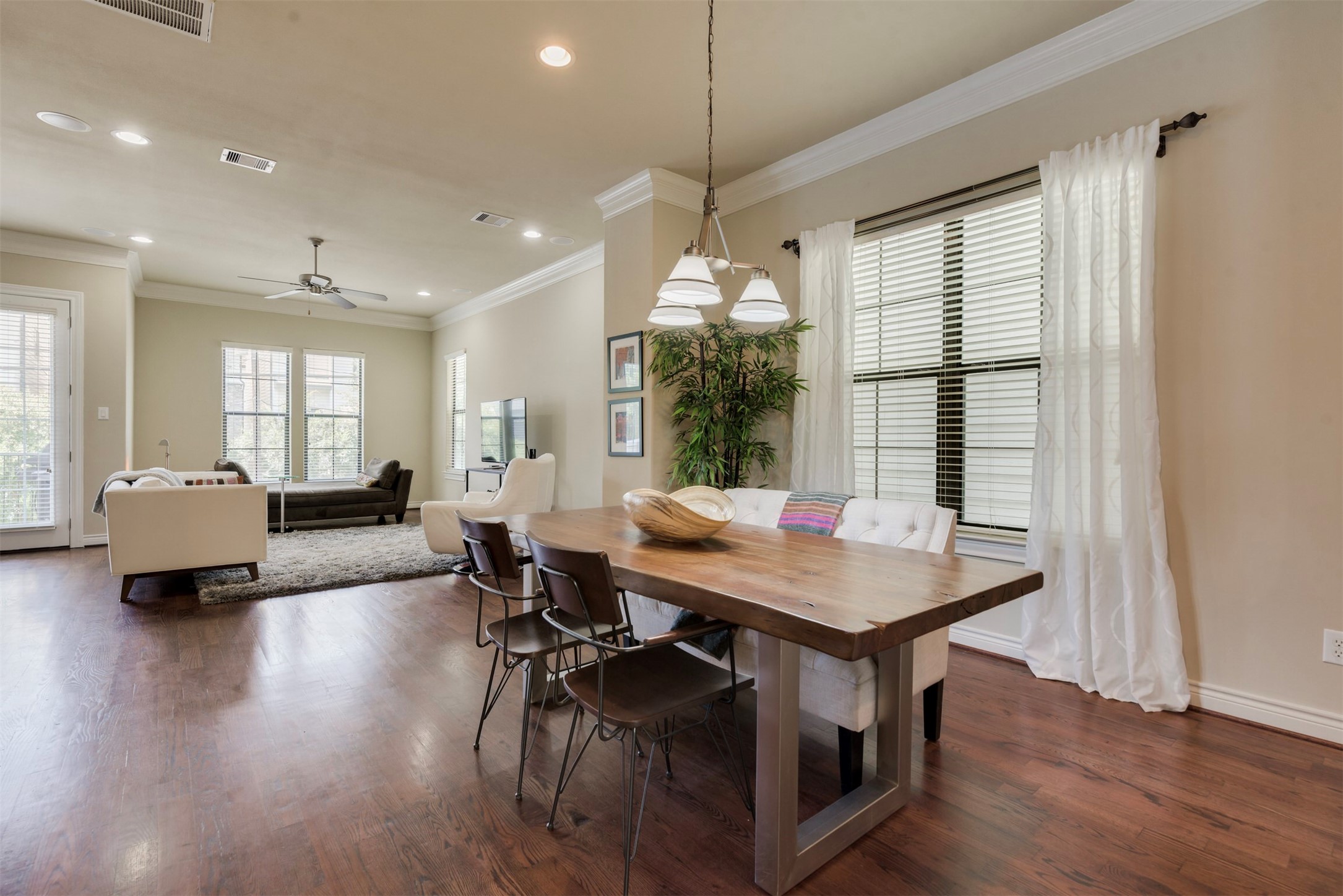 1716 Edwards Street Houston, TX 77007 - Photo 15 of 41